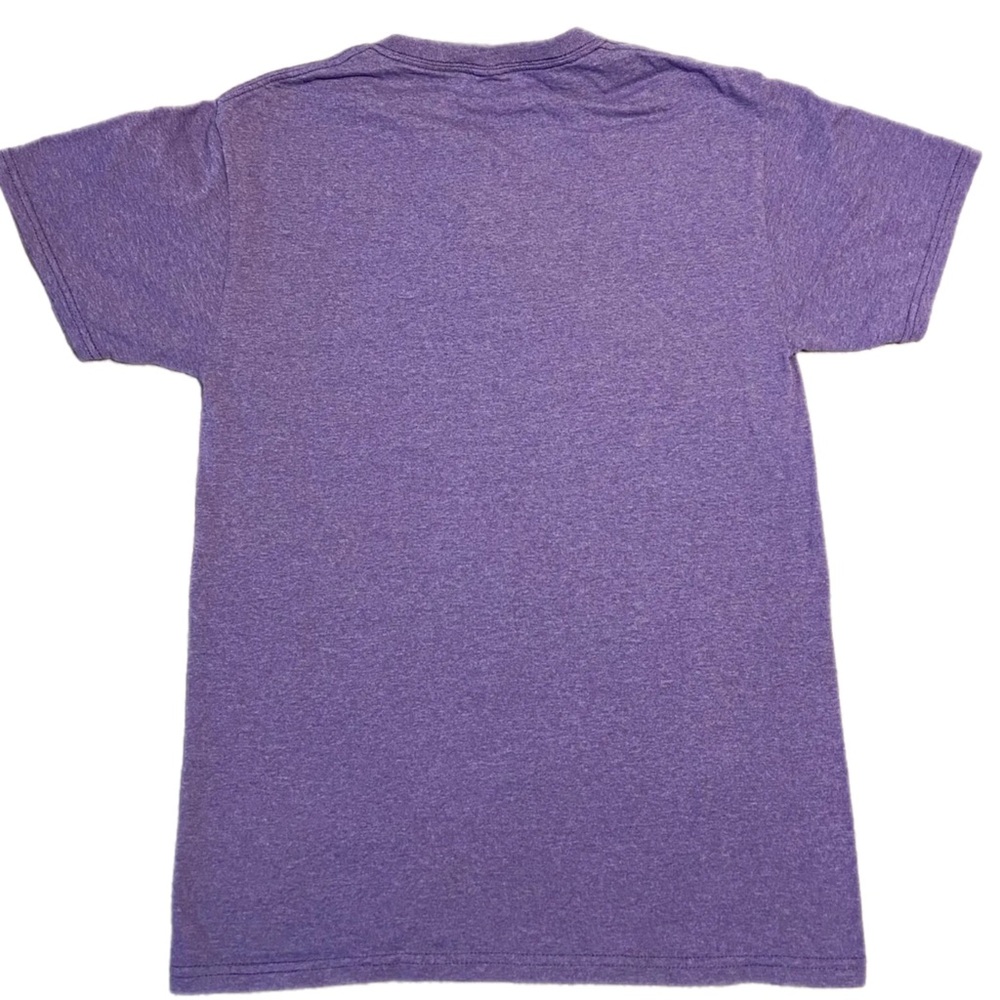 NWT The Golden Girls Shirt - Purple - XL - ABC Studios Betty White Bea Arthur - Picture 4 of 5